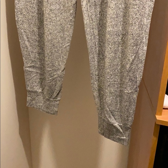 Aerie | Jogger Sweatpants - Picture 2 of 7